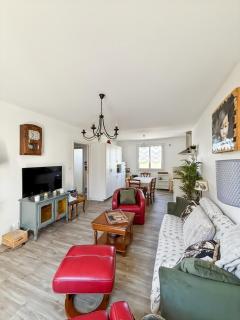 Maison des années 60 rénovée, Jardin et vue campagne - 6