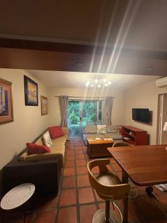 Benevolent Apartment for up to 4 - 9