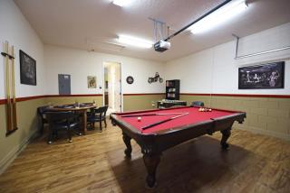 Last Minute Disney Private Pool Hot Tub Game Room Themed Bedrooms. Book Now 17600 - 6