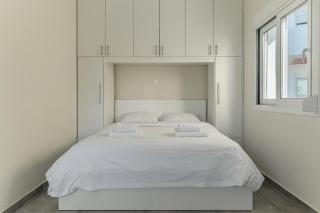 Athenian Sky Retreat - 9