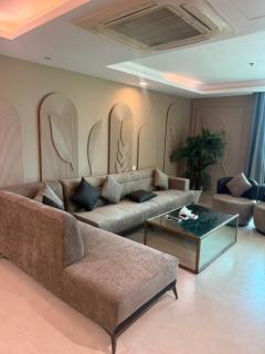 Heritage Royale Suites - Gold Crest Mall Defence DHA P4 LHR - 9