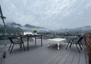 Zhangjiajie Han Exotic Inn - 0