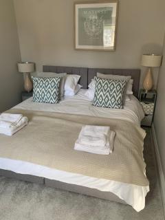 Hops Cottage, Yarm - private parking in gated Mews - 8