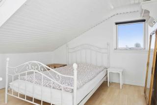 Lovely Holiday Home Near Hasmark Beach - 2
