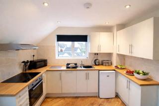 Mollys Mews, a 1st floor apartment centrally located in Bowness on Windermere with lake view - 4
