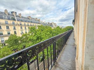 102 - Urban Opera Picasso - Parigi - 1