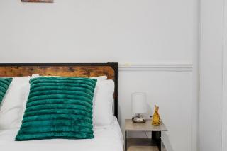 Furnished 1Bed Flat near Tottenham Hale - 3