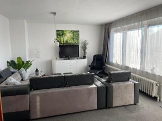 Großes Haus 140 m2 mit Garten in der Nähe vom See - 0