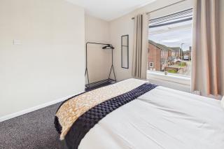 Taskers Cottage – South Kirkby, Sleeps 6 - 1