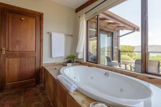 Elephant Hide of Knysna Guest Lodge - 8