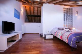 Regina Villetta - Happy Rentals - 3