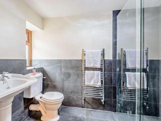 4 Bed in Garstang 81290 - 1
