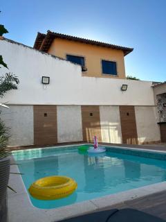 Casa com piscina, grande e espaçosa no Condomínio dos Pássaros - 2