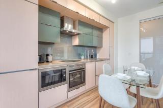 Downtown 1BR Condo WIFI Balcony plus City Views - 7