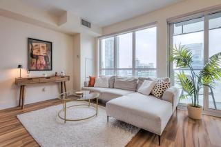 Downtown 1BR Condo WIFI Balcony plus City Views - 2
