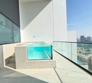 Private Pool I Sleeps 6 I Pool Table I JVC - Dubai - 6