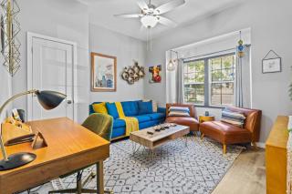 The Lounge - Walk to KC Streetcar, Nelson & Plaza! - 0