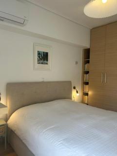 Stylish Apartment With Balcony in Glyfada - 6