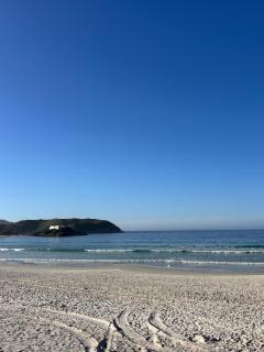 100 m da Praia do Forte com AR e Wi Fi. - 1