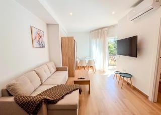 Skol 231 - Studio at Skol Building in Marbella centre with sea views - 0