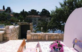 Oasis of peace just 10m from sea at Drvenik Veli - Drvenik Veli - 7