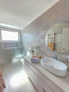 Trinidad 302 Luxury Beachfront Penthouse Rooftop Jacuzzi Aqua Esmeralda - 5