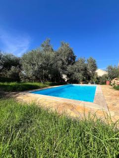 Chalet climatisé, piscine et barbecue - 0