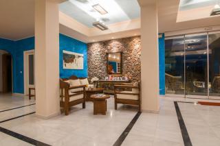 Antinea Suites Hotel & Spa - Kamari - 8
