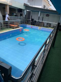 London Base Villa - 3