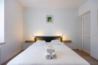 L'agréable de Pierre - 900 m de la gare - 2