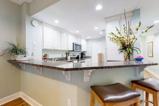 Jade East Towers 1130 - 4