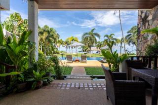 Beachfront! 2 Bedroom Apartment A4 - 110 Sqm - 8