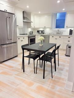 Family friendly 2BR basement unit with 2 Free parking - 7