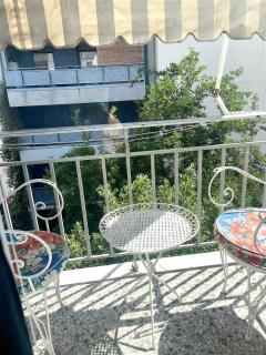 Comfy apart next to Acropolis - 2