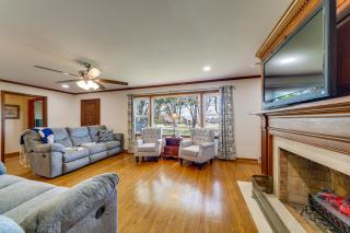 Sunroom and Spacious Yard Home Near Louisville! - 9