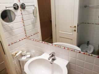 Residenza Due Torri check in presso HOTEL CENTRALE Vicolo Cattani 7 - Bolonia - 6