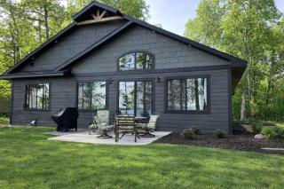 Fox's Den Fence Lake Home - Private with Lake View - 5