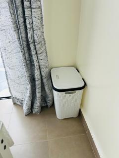 Beautiful Cozy Haven with a Rooftop Pool - 3