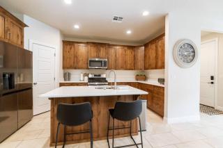 Spacious Getaway - 3