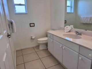 SWFL Cape Coral Relax Entire Home - 4