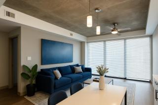 The Downtown Gem Modern Luxe Escape 28 - 8