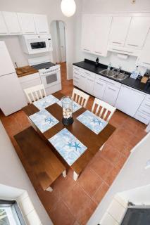 Navigate Stays GEM in Heart of Hallandale Beach FL - 2