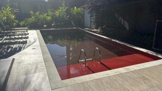 Casa da piscina vermelha - 1