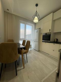 Стильные и уютные апартаменты - 3