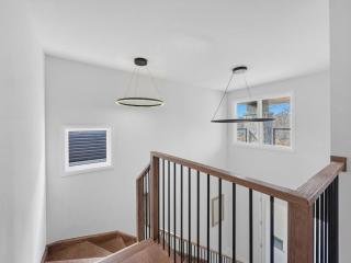 Brand New 4BR Home•9 Min to Niagara Falls & Casino - 1