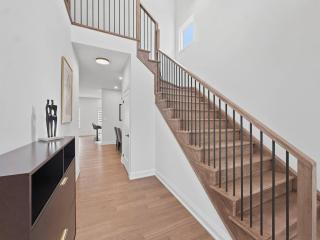Brand New 4BR Home•9 Min to Niagara Falls & Casino - 2