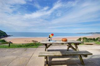 3 Bed in Clifton Court oc-fl8 - 9