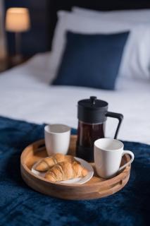 Contractor Apartment with Free Parking in Wolverhampton - 5