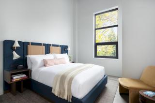The Neighborhood Hotel - Little Italy LI - 9