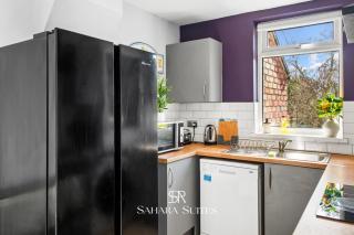 Modern 5BR Derby House - Sleeps 10 - Free Parking - 7